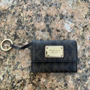 Michael Kors coin wallet